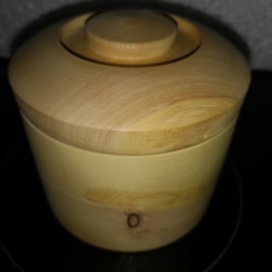 Salzfässli aus Bündner...