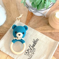 Wooden teething ring/hooked rattle Milo the bear 