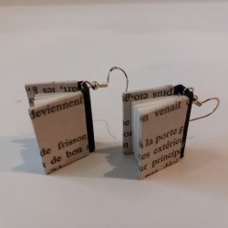 Boucles d'oreilles livres