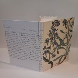 Livre à couverture herbier