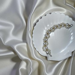  HANDGEFERTIGTES PERLENARMBAND