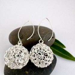 Handgemachte Kugel-...